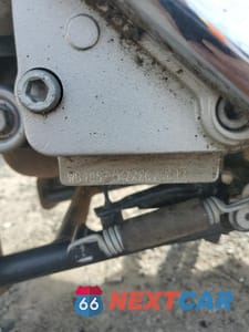 Zdjęcie 9 z 9 samochodu: 2002 BMW K1200 LT VIN:WB10555A2XZD71618 - miniatura