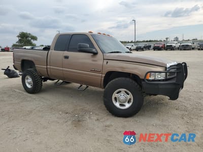 Czwarte zdjęcie samochodu z boku: 2001 DODGE RAM 2500 VIN:1B7KF23681J164918 - miniatura