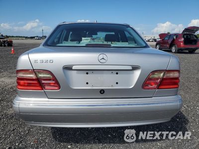 Zdjęcie 6 z 14 samochodu: 2002 MERCEDES-BENZ E 320 VIN:WDBJF65J22B494049 - miniatura