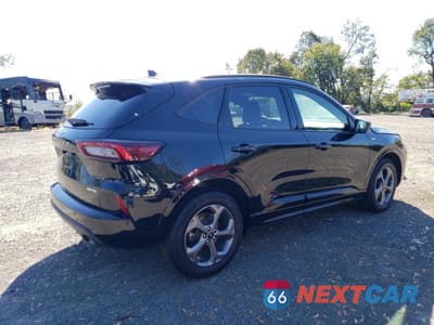 Trzecie zdjęcie samochodu z tyłu: 2023 FORD ESCAPE ST LINE VIN:1FMCU9MN0PUB27941 - miniatura