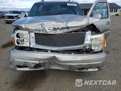 Zdjęcie 12 z 16 samochodu: 2004 CADILLAC ESCALADE ESV VIN:3GYFK66N64G188660 - miniatura