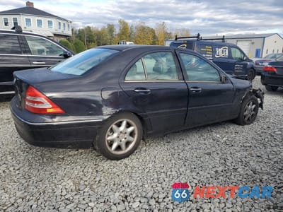 Trzecie zdjęcie samochodu z tyłu: 2001 MERCEDES-BENZ C 240 VIN:WDBRF61J41F128996 - miniatura