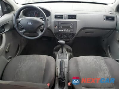 Zdjęcie 8 z 12 samochodu: 2005 FORD FOCUS ZX4 VIN:1FAFP34N85W150025 - miniatura