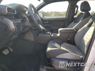Zdjęcie 7 z 12 samochodu: 2024 TOYOTA TACOMA TRD SPORT VIN:3TYLB5JN8RT024026 - miniatura