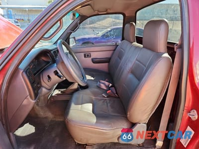 Zdjęcie 7 z 12 samochodu: 1996 TOYOTA TACOMA VIN:4TAPM62N6TZ141018 - miniatura