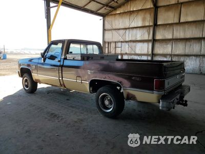 Drugie zdjęcie samochodu z przodu: 1983 CHEVROLET K10 VIN:1GCEK14H7DF305679 - miniatura