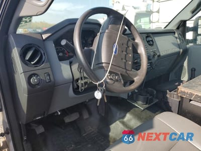 Zdjęcie 8 z 12 samochodu: 2015 FORD F450 SUPER DUTY VIN:1FDUF4GY7FEA16934 - miniatura