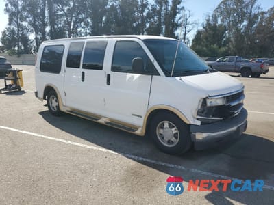 Czwarte zdjęcie samochodu z boku: 2000 CHEVROLET EXPRESS G1500 VIN:1GBFG15R9Y1279025 - miniatura