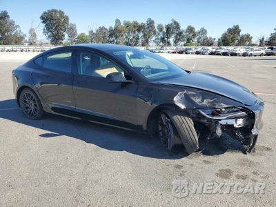 Czwarte zdjęcie samochodu z boku: 2025 TESLA MODEL 3 VIN:5YJ3E1EA4SF075844 - miniatura