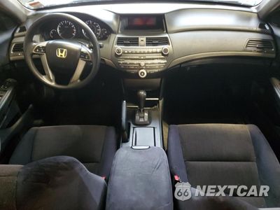 Zdjęcie 8 z 13 samochodu: 2009 HONDA ACCORD LX VIN:1HGCP26389A120384 - miniatura