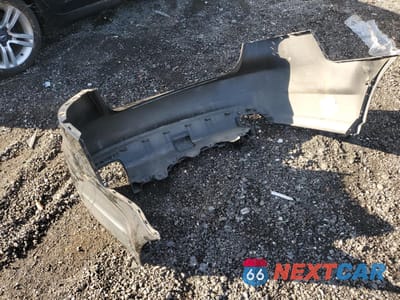 Zdjęcie 12 z 13 samochodu: 2009 PONTIAC G8 VIN:6G2ER577X9L155363 - miniatura