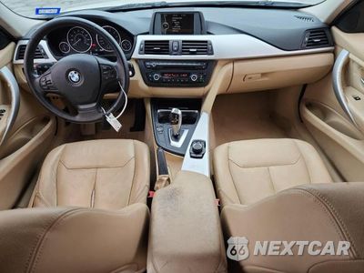Zdjęcie 8 z 12 samochodu: 2013 BMW 328 XI VIN:WBA3B3C57DJ698099 - miniatura
