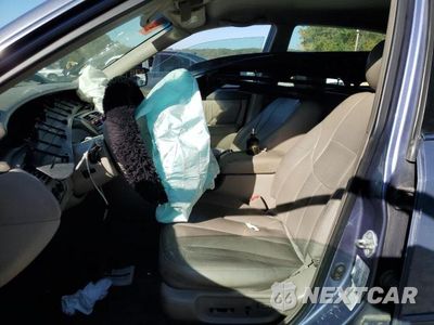 Zdjęcie 7 z 11 samochodu: 2000 TOYOTA AVALON XL VIN:4T1BF28B3YU079785 - miniatura