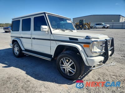 Czwarte zdjęcie samochodu z boku: 2012 MERCEDES-BENZ G 550 VIN:WDCYC3HF6CX196178 - miniatura