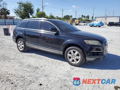 Czwarte zdjęcie samochodu z boku: 2012 AUDI Q7 PREMIUM PLUS VIN:WA1LGBFE5CD006889 - miniatura