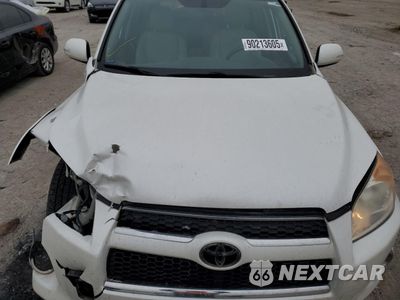 Zdjęcie 11 z 12 samochodu: 2011 TOYOTA RAV4 LIMITED VIN:2T3YF4DV1BW070863 - miniatura