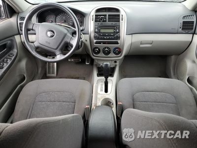 Zdjęcie 8 z 12 samochodu: 2006 KIA SPECTRA5 VIN:KNAFE162265233378 - miniatura