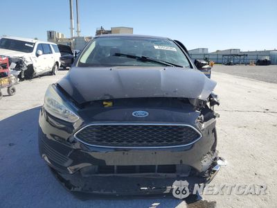 Piąte zdjęcie samochodu w środku: 2015 FORD FOCUS SE VIN:1FADP3K20FL290041 - miniatura