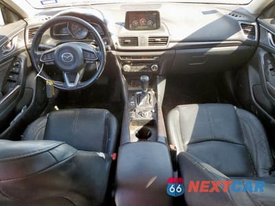 Zdjęcie 8 z 13 samochodu: 2018 MAZDA 3 GRAND TOURING VIN:3MZBN1W38JM212920 - miniatura
