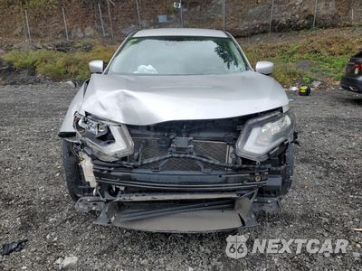 Piąte zdjęcie samochodu w środku: 2020 NISSAN ROGUE S VIN:JN8AT2MV6LW142680 - miniatura