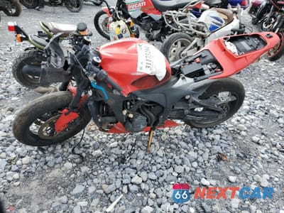 Trzecie zdjęcie samochodu z tyłu: 2007 HONDA CBR600 RR VIN:JH2PC40037M010464 - miniatura