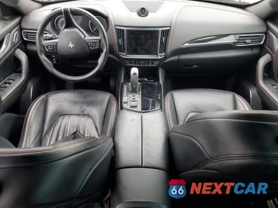 Zdjęcie 8 z 13 samochodu: 2021 MASERATI LEVANTE VIN:ZN661XUA8MX370742 - miniatura