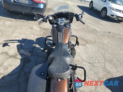 Zdjęcie 6 z 10 samochodu: 2019 HARLEY-DAVIDSON FLHCS VIN:1HD1YBK25KB029555 - miniatura
