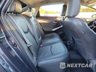 Zdjęcie 10 z 12 samochodu: 2014 TOYOTA PRIUS VIN:JTDKN3DU7E0373701 - miniatura