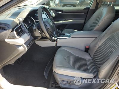 Zdjęcie 7 z 13 samochodu: 2019 TOYOTA CAMRY L VIN:4T1B11HK0KU854124 - miniatura