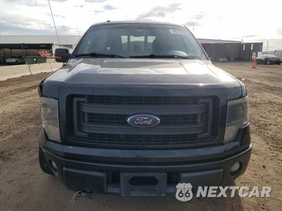 Piąte zdjęcie samochodu w środku: 2014 FORD F150 SUPERCREW VIN:1FTFW1EF8EFA38074 - miniatura