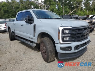 Czwarte zdjęcie samochodu z boku: 2024 FORD F250 SUPER DUTY VIN:1FT8W2BT9REF02297 - miniatura