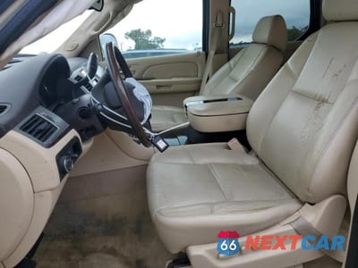Zdjęcie 7 z 13 samochodu: 2008 CADILLAC ESCALADE LUXURY VIN:1GYFK63858R152091 - miniatura