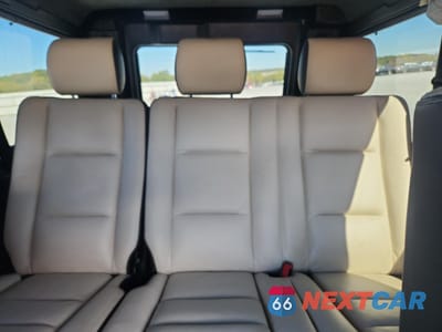 Zdjęcie 10 z 15 samochodu: 2012 MERCEDES-BENZ G 550 VIN:WDCYC3HF6CX196178 - miniatura