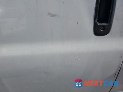 Zdjęcie 11 z 15 samochodu: 2004 CHEVROLET EXPRESS G3500 VIN:1GCHG35U441244598 - miniatura