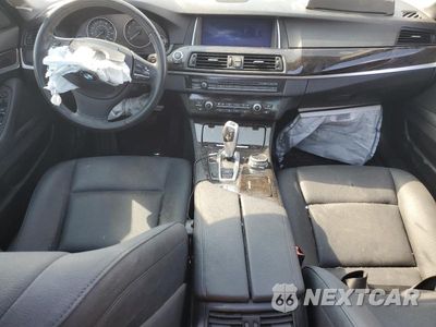 Zdjęcie 8 z 11 samochodu: 2014 BMW 528 I VIN:WBA5A5C55ED509456 - miniatura