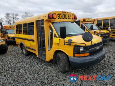 Czwarte zdjęcie samochodu z boku: 2008 CHEVROLET MICRO BIRD G3500 - SCHOOL BUS VIN:1GBHG31C981224399 - miniatura