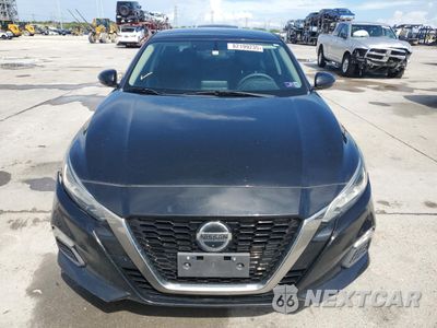 Piąte zdjęcie samochodu w środku: 2019 NISSAN ALTIMA SR VIN:1N4BL4CV9KC176180 - miniatura