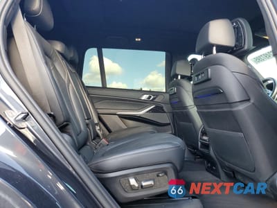 Zdjęcie 10 z 15 samochodu: 2019 BMW X7 XDRIVE50I VIN:5UXCX4C56KLS37888 - miniatura