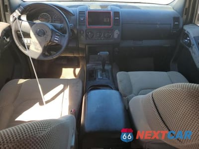 Zdjęcie 8 z 13 samochodu: 2010 NISSAN PATHFINDER S VIN:5N1AR1NN5AC616454 - miniatura