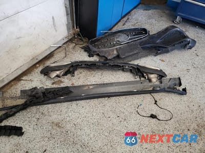 Zdjęcie 12 z 12 samochodu: 2015 MERCEDES-BENZ E 350 VIN:WDDHF5KB8FB124274 - miniatura