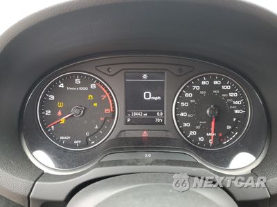 Zdjęcie 9 z 16 samochodu: 2019 AUDI A3 PREMIUM VIN:WAUAUGFF2KA117201 - miniatura