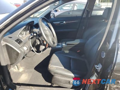 Zdjęcie 7 z 12 samochodu: 2011 MERCEDES-BENZ C 300 4MATIC VIN:WDDGF8BB7BR147141 - miniatura