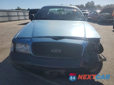 Piąte zdjęcie samochodu w środku: 2003 FORD CROWN VICTORIA POLICE INTERCEPTOR VIN:2FAFP71W83X143257 - miniatura