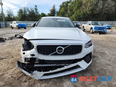 Piąte zdjęcie samochodu w środku: 2020 VOLVO S90 T6 OCEAN RACE VIN:LVYA22MTXLP180218 - miniatura