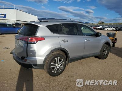 Trzecie zdjęcie samochodu z tyłu: 2018 TOYOTA RAV4 LE VIN:2T3BFREV4JW793381 - miniatura
