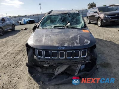 Piąte zdjęcie samochodu w środku: 2020 JEEP COMPASS LATITUDE VIN:3C4NJCBB5LT166220 - miniatura