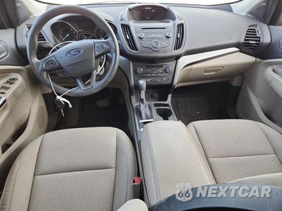 Zdjęcie 10 z 15 samochodu: 2017 FORD ESCAPE SE VIN:1FMCU9GD6HUC75077 - miniatura