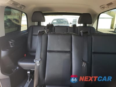 Zdjęcie 10 z 14 samochodu: 2017 MERCEDES-BENZ METRIS VIN:WD4PG2EE3H3302540 - miniatura