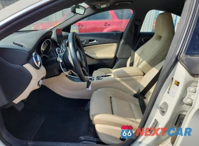 Zdjęcie 7 z 12 samochodu: 2017 MERCEDES-BENZ CLA 250 VIN:WDDSJ4EBXHN421865 - miniatura