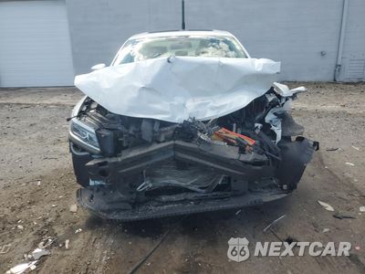 Piąte zdjęcie samochodu w środku: 2016 VOLKSWAGEN PASSAT SE VIN:1VWBT7A39GC057532 - miniatura